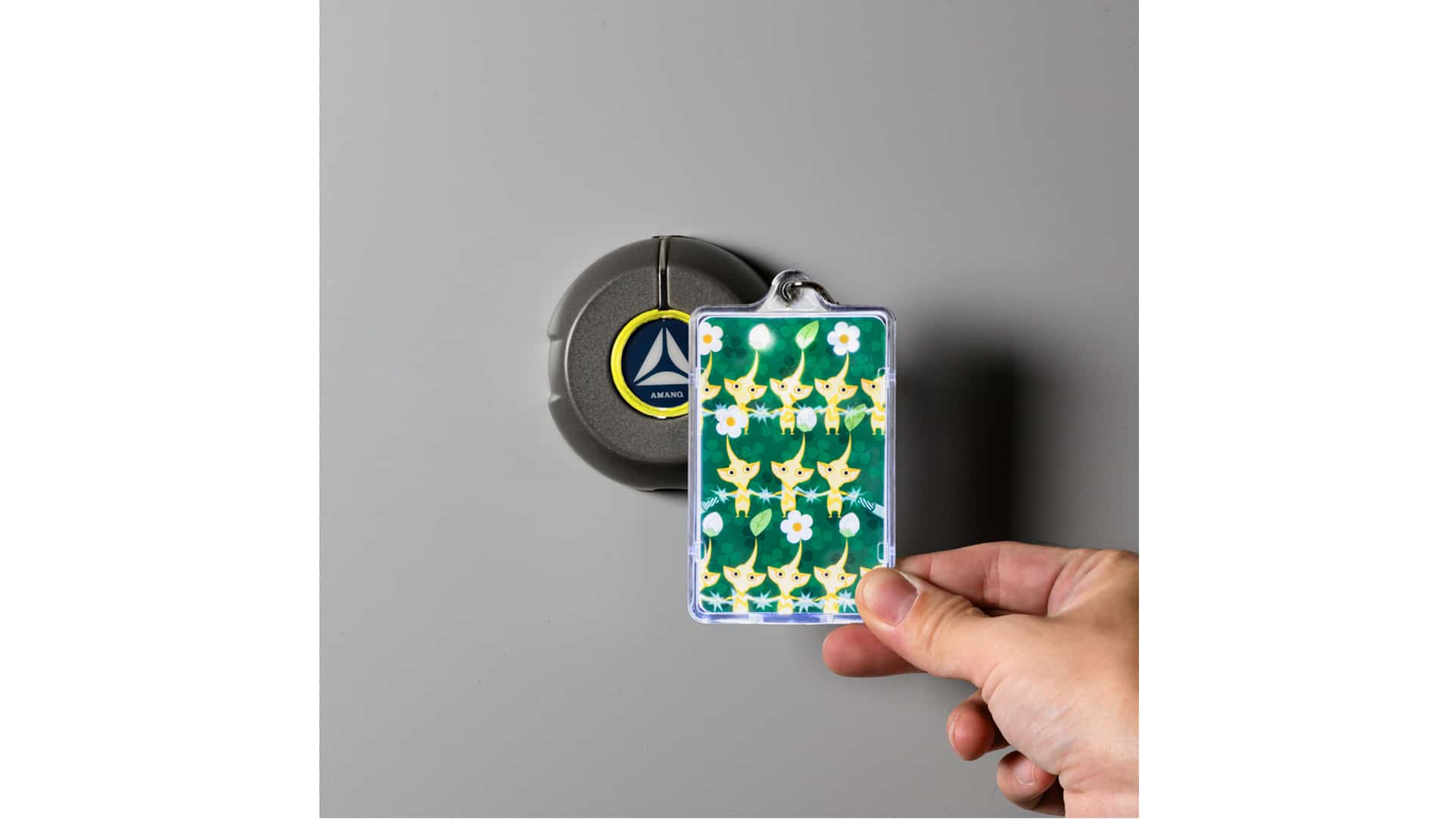 Yellow Pikmin Smart Card Holder - My Nintendo Store