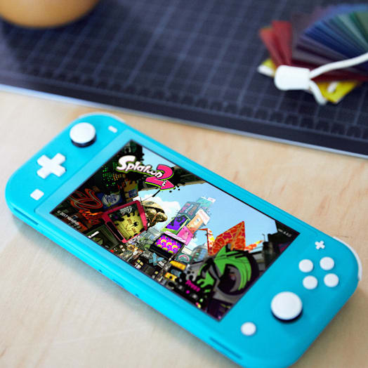 Nintendo Switch Lite (Grey) Kirby and the Forgotten Land Pack image 9